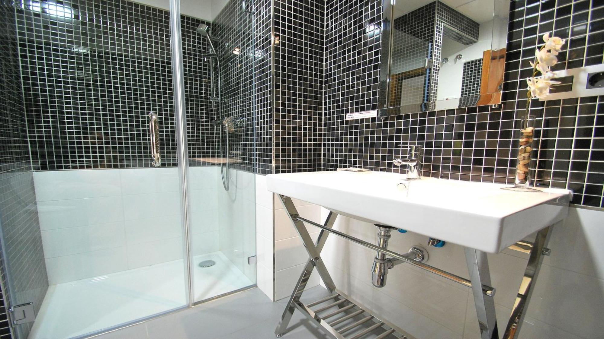 Apartamentos Living Sevilla Centro Maestranza Экстерьер фото